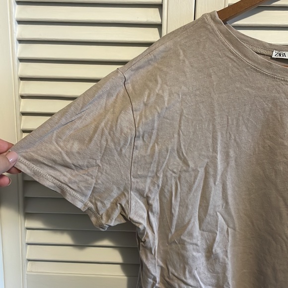 Zara l T-Shirt - Picture 3 of 3